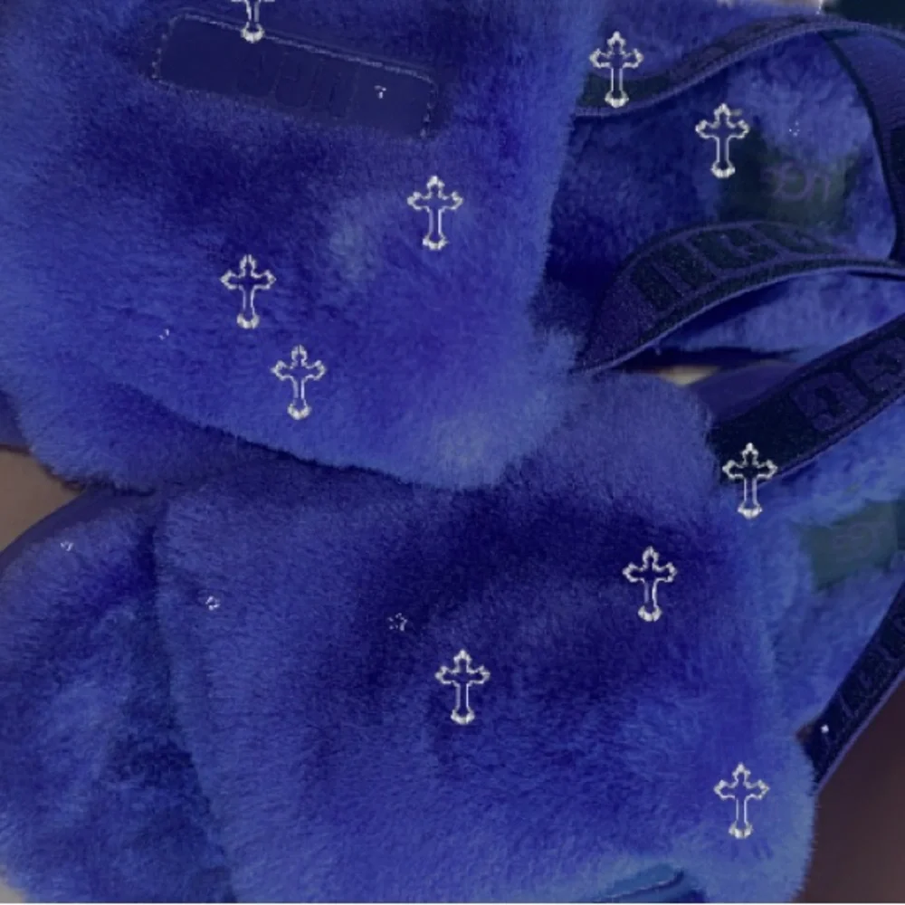 UGG Purple Fluffy Sandals - Picture 3 of 3